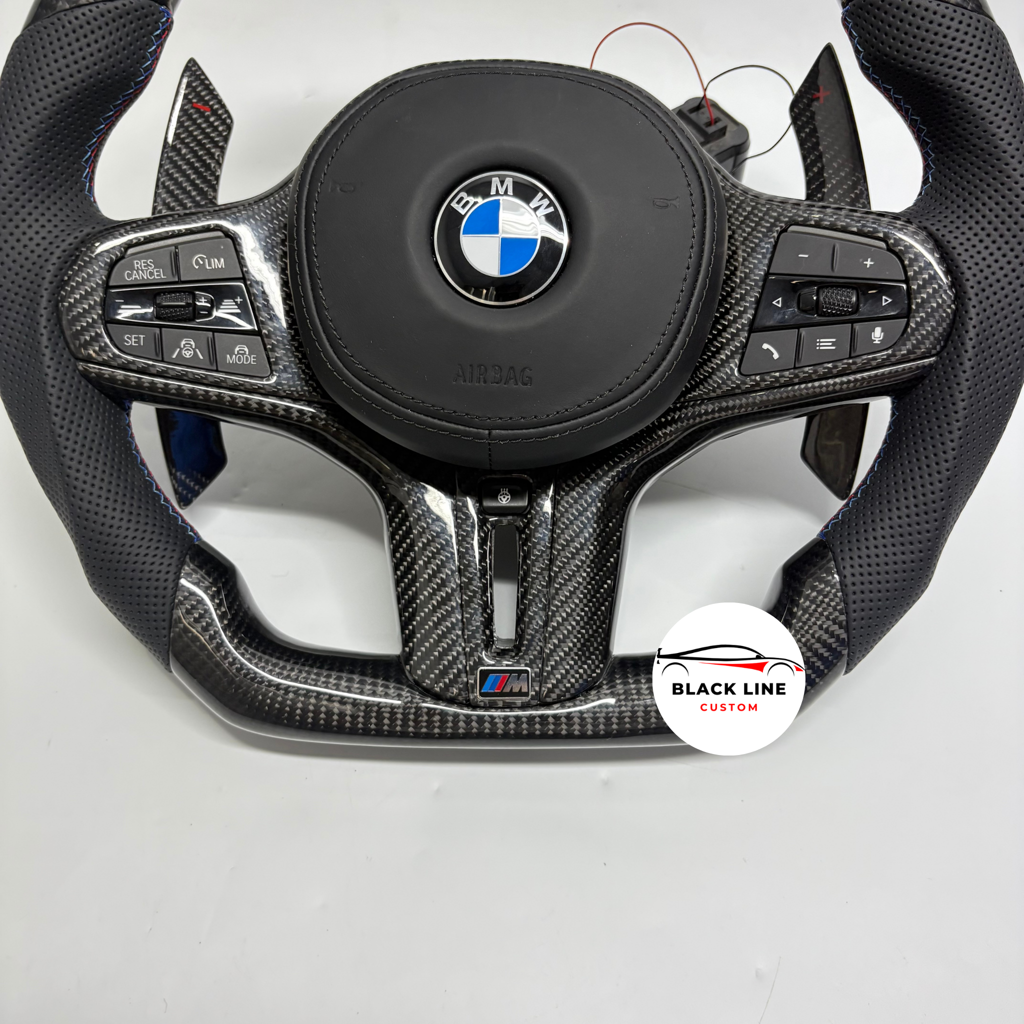 Volante BMW M – Carbono Negro & Alcántara con Display LED Racing