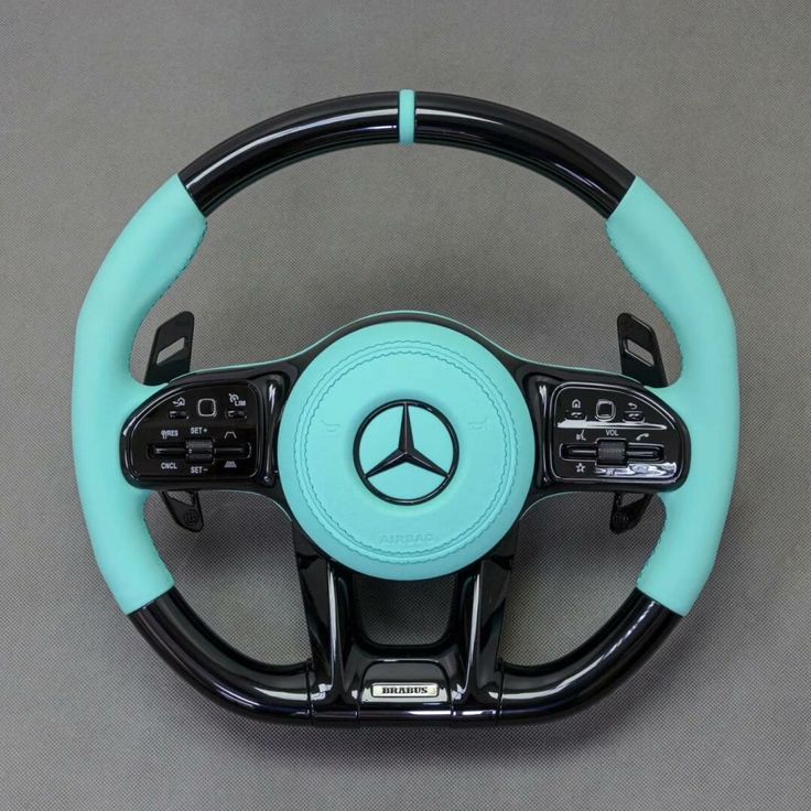 Volante Mercedes BRABUS – Edición Limitada Turquesa