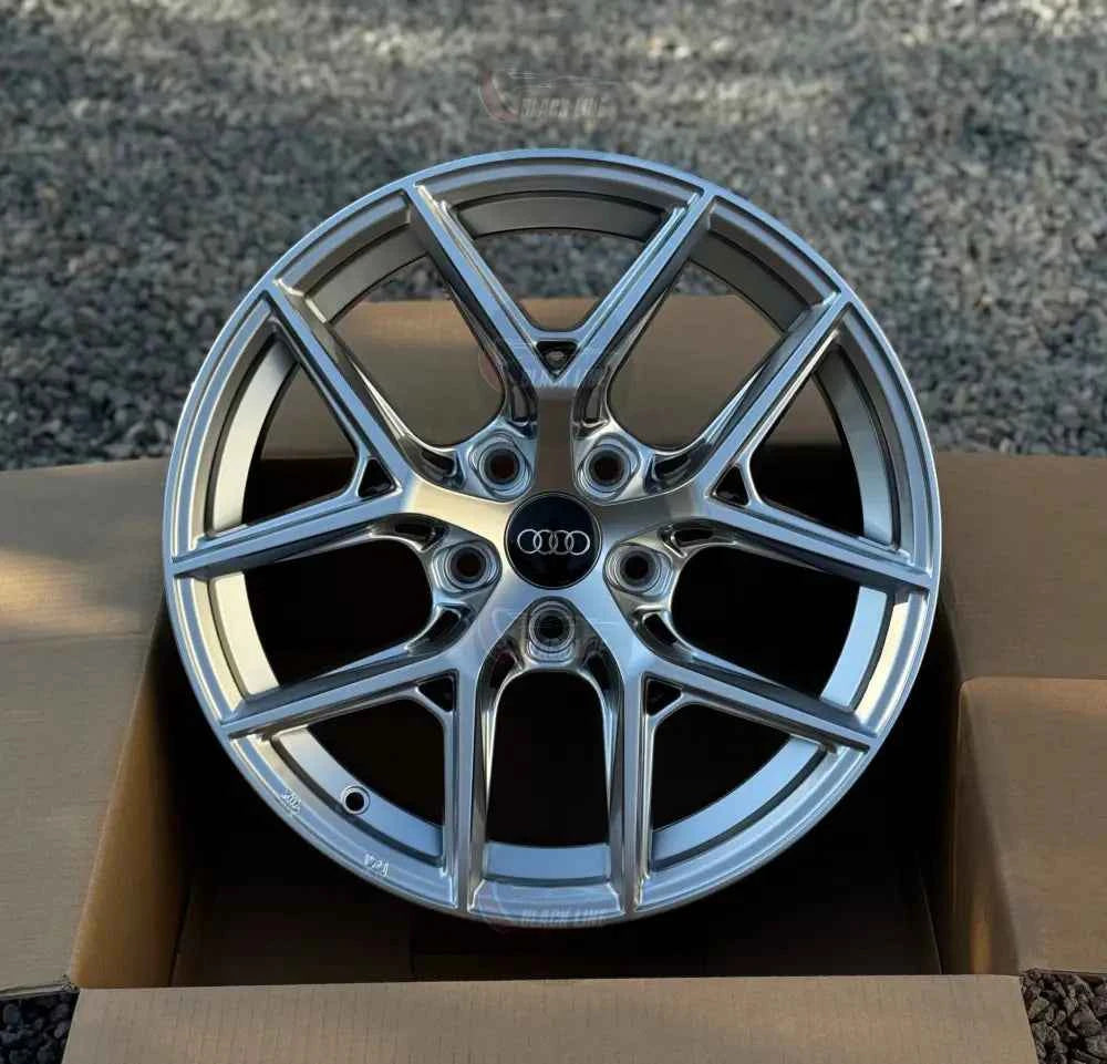 Llantas Deportivas Estilo Audi de Cinco Radios Dobles – Plata