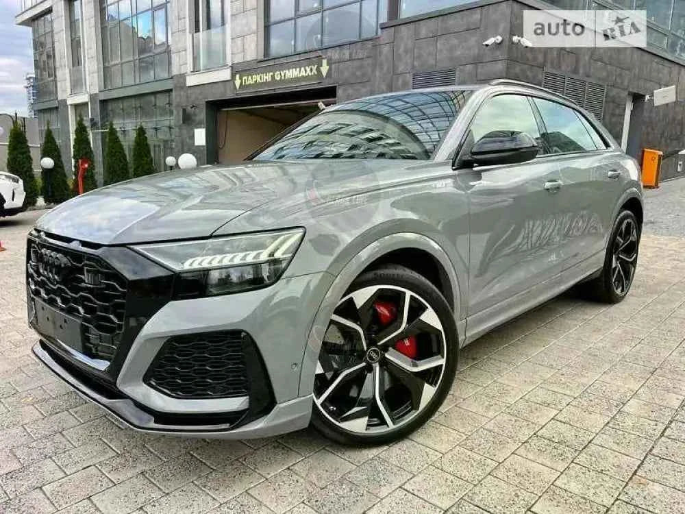 Llantas Deportivas Estilo Audi de Cinco Radios Turbina – Negro y Plata