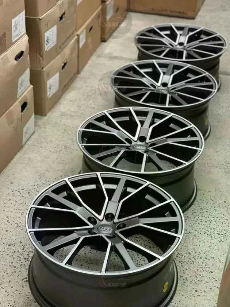 Llantas Deportivas Estilo Audi Multirradio Geométrico – Gris Grafito