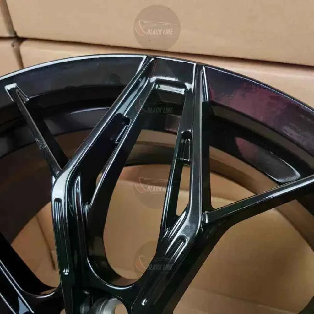 Llantas Deportivas Estilo Audi Multirradio Ramificado – Negro