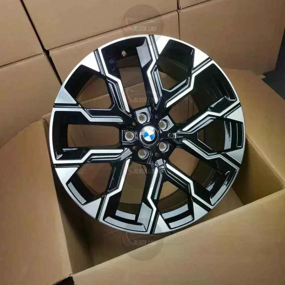 Llantas Deportivas Estilo BMW con Radios Angulares – Negro y Plata