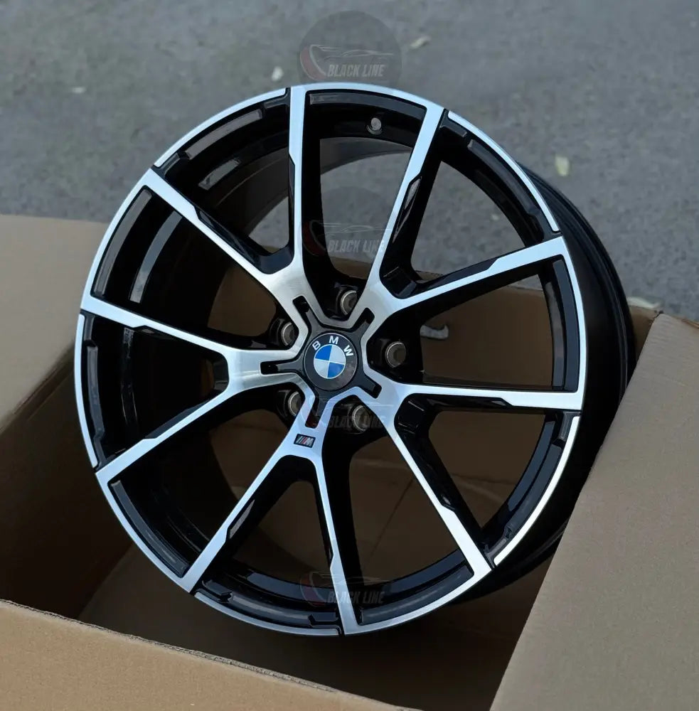Llantas Deportivas Estilo BMW con Radios En Y – Negro y Plata