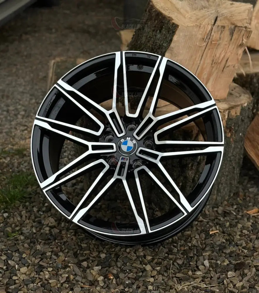 Llantas Deportivas Estilo BMW de Cinco Radios Dobles – Negro y Plata