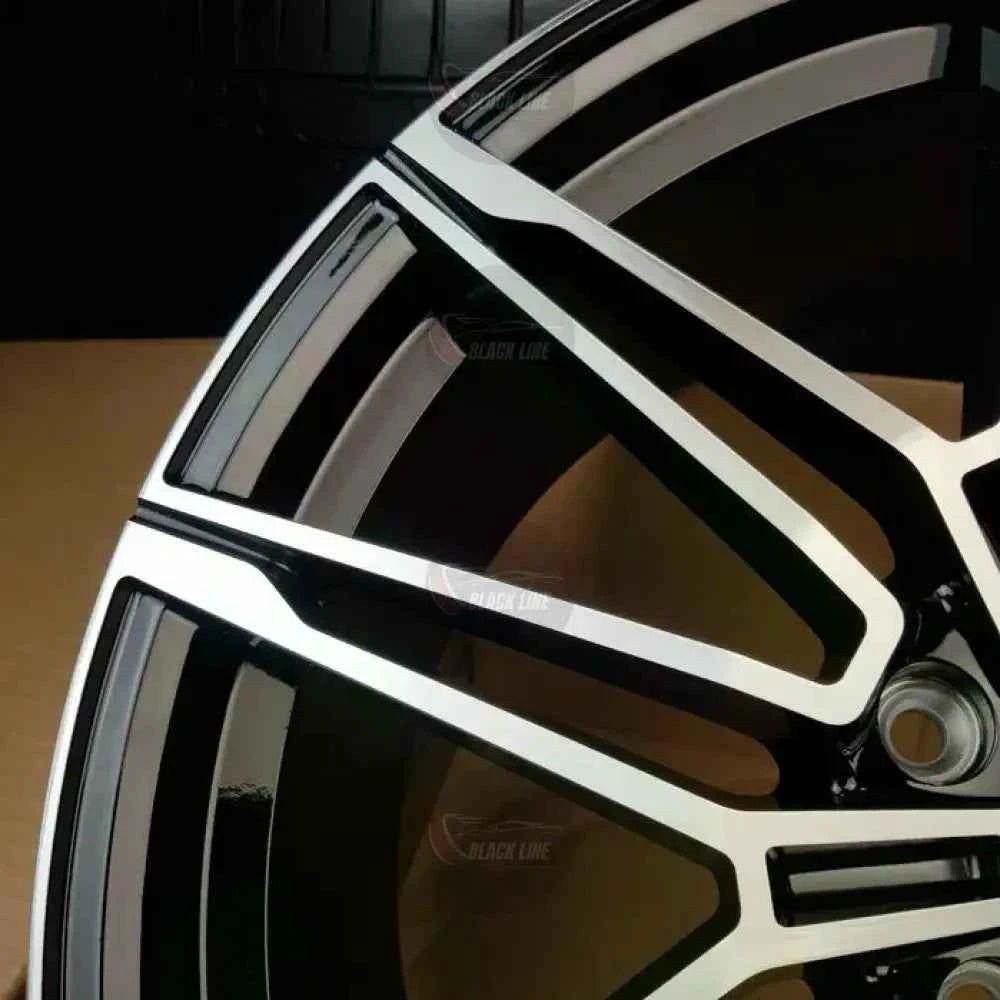 Llantas Deportivas Estilo BMW de Cinco Radios Dobles – Negro y Plata