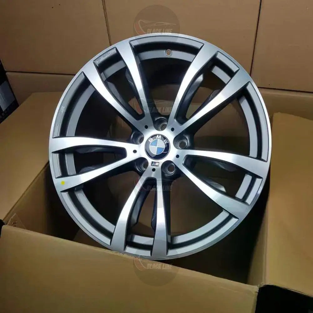 Llantas Deportivas Estilo BMW de Cinco Radios Dobles – Negro y Plata
