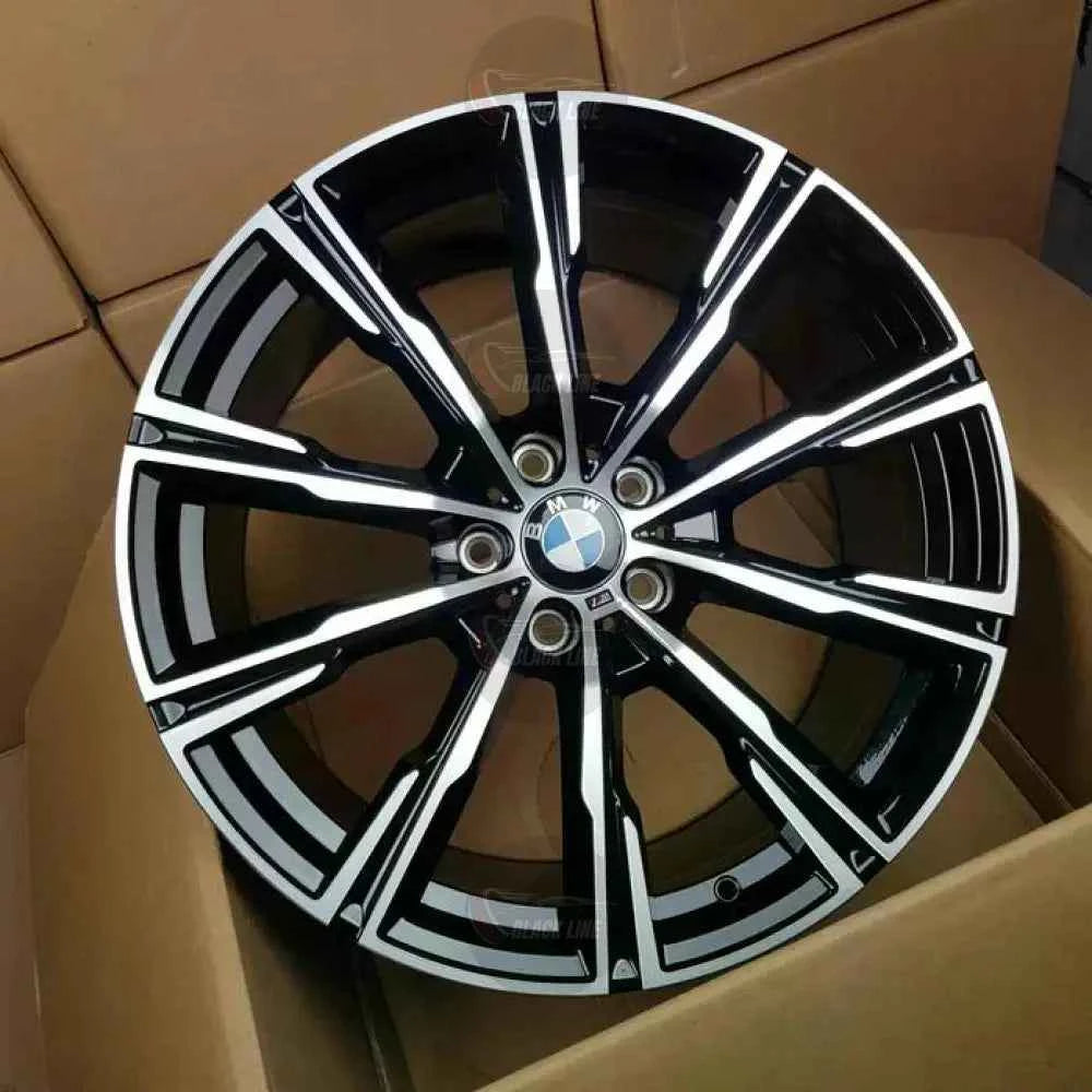 Llantas Deportivas Estilo BMW de Cinco Radios Dobles – Negro y Plata