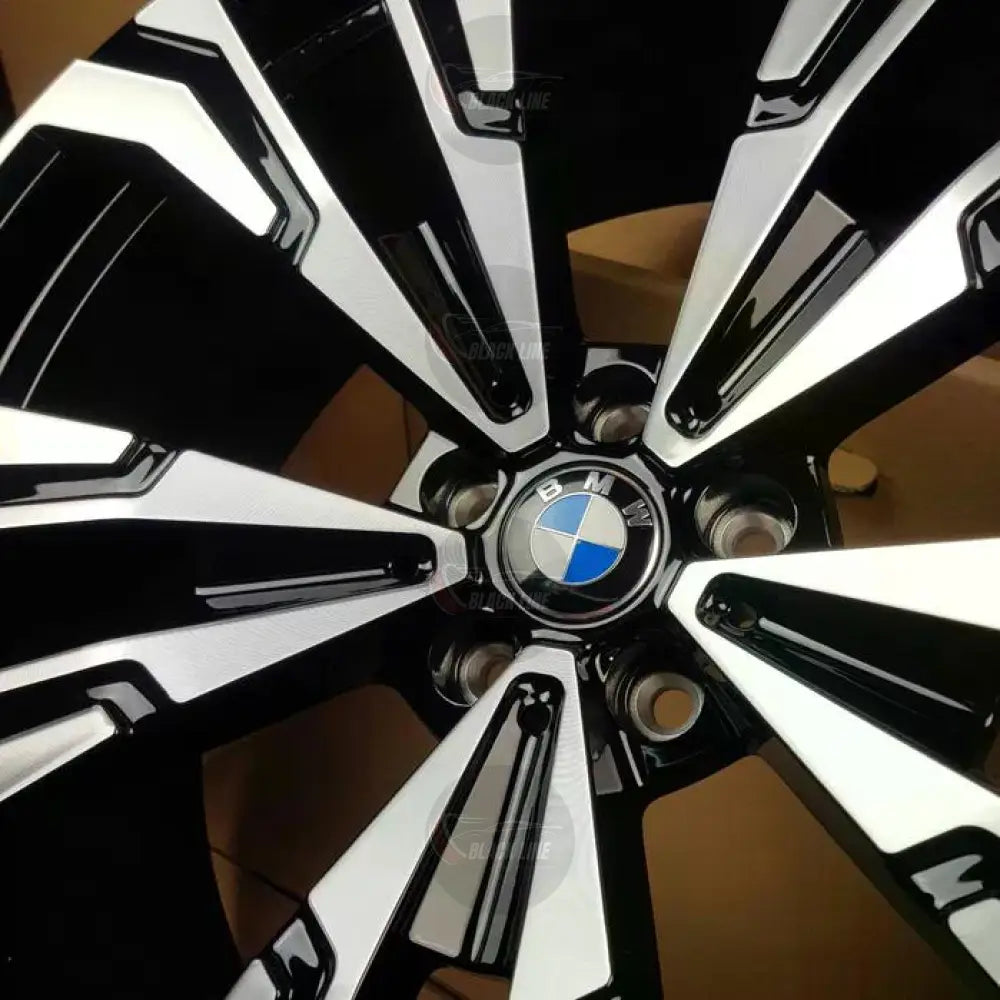 Llantas Deportivas Estilo BMW de Cinco Radios Dobles – Plata y Negro Brillo