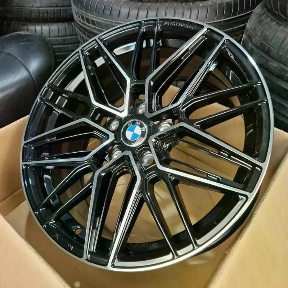 Llantas Deportivas Estilo BMW Multirradio Ramificado – Negro y Plata