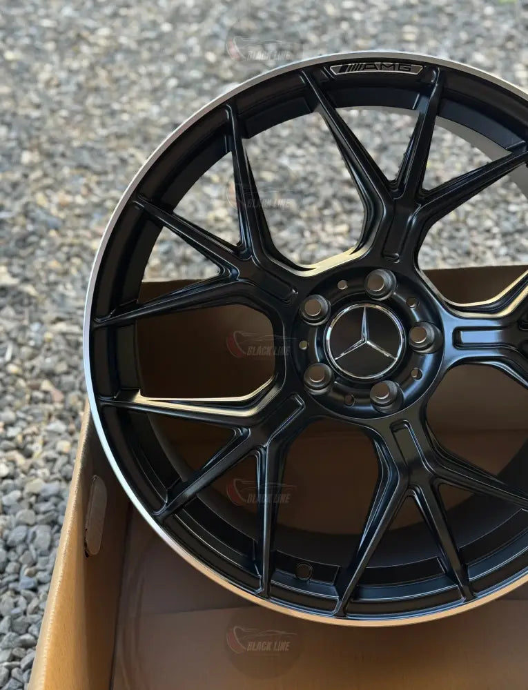 Llantas Deportivas Estilo Mercedes con Radios En Y – Negro