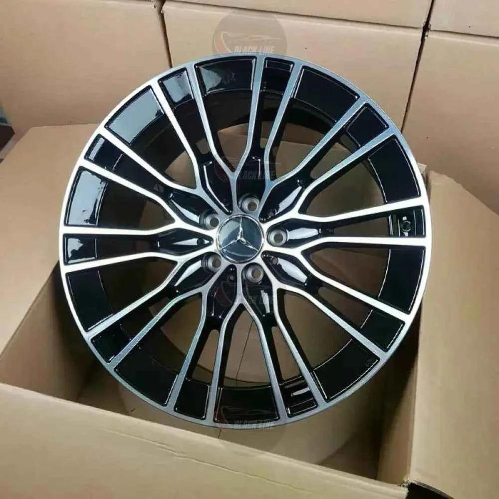 Llantas Deportivas Estilo Mercedes de Cinco Radios Dobles – Negro y Plata