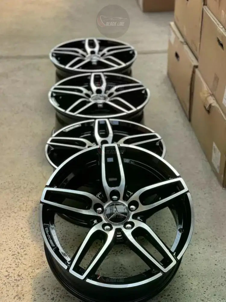 Llantas Deportivas Estilo Mercedes de Cinco Radios Dobles – Negro y Plata