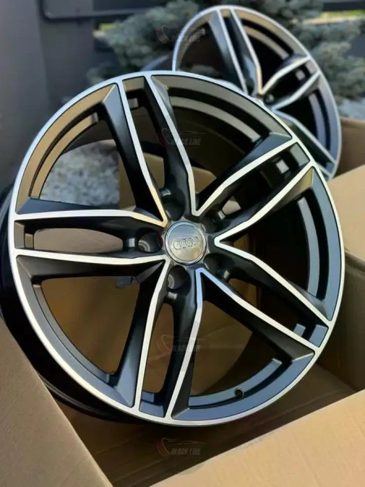 Llantas Deportivas Estilo Mercedes de Cinco Radios Dobles – Negro y Plata