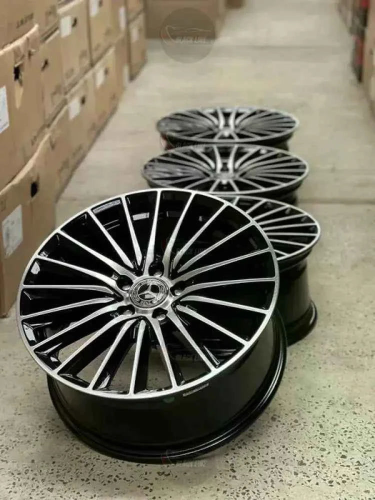 Llantas Deportivas Estilo Mercedes Multirradio Fino – Negro y Plata