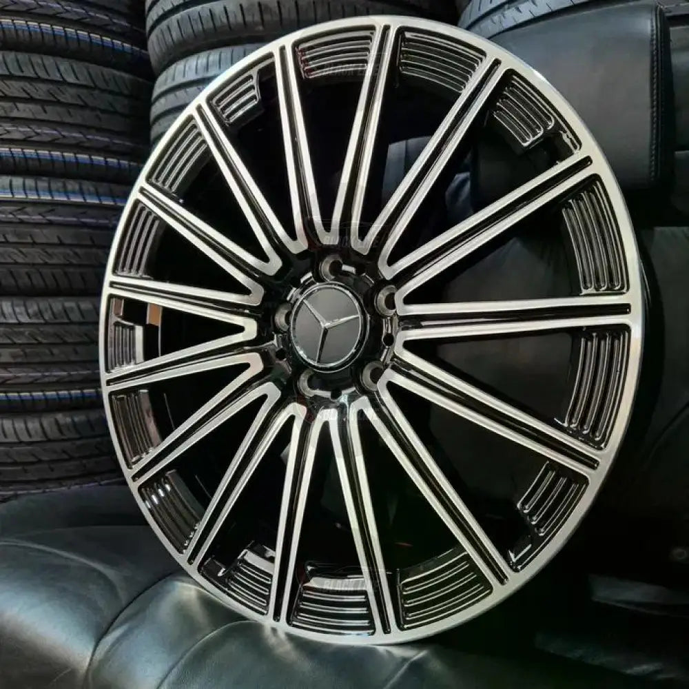 Llantas Deportivas Estilo Mercedes Multirradio Radial – Negro y Plata