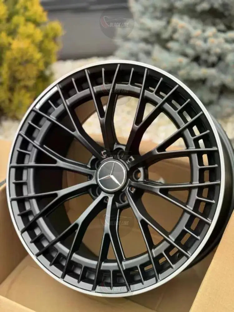Llantas Deportivas Estilo Mercedes Multirradio Radial – Negro y Plata