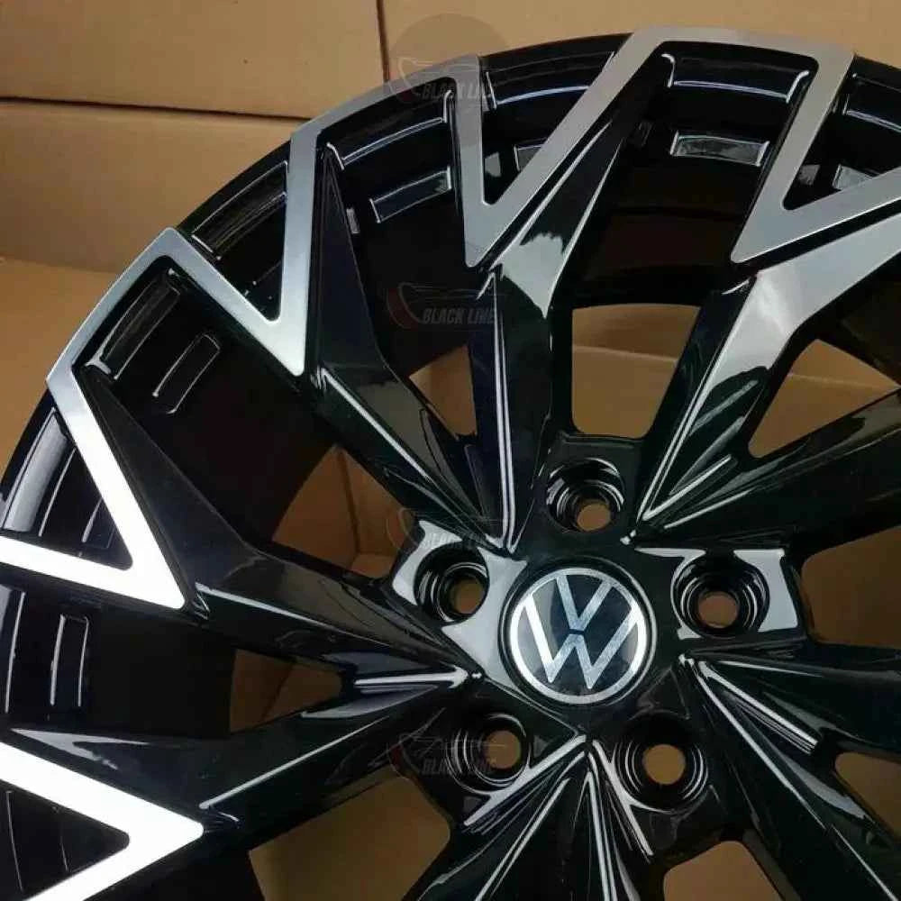 Llantas Deportivas Estilo Volkswagen con Diseño Turbina Angular – Negro y Plata