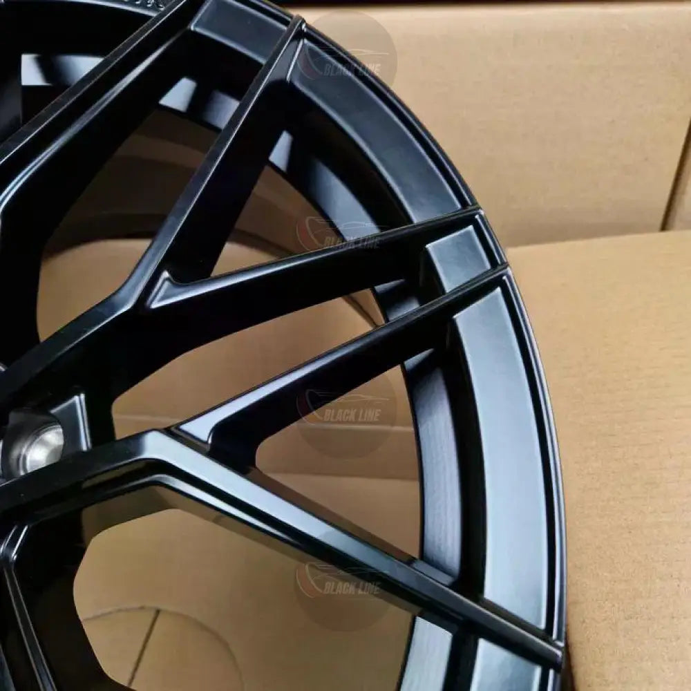 Llantas Deportivas Estilo Volkswagen con Radios En Y – Negro y Plata