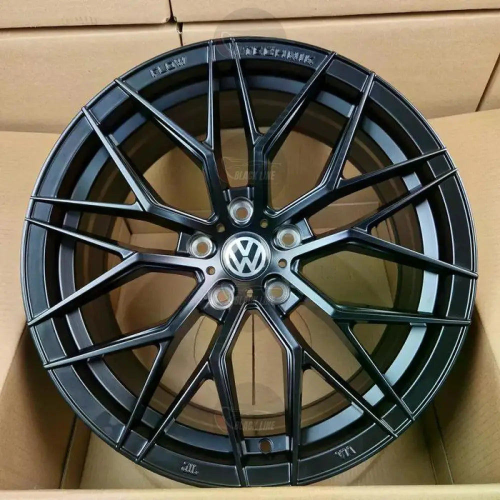 Llantas Deportivas Estilo Volkswagen con Radios En Y – Negro y Plata