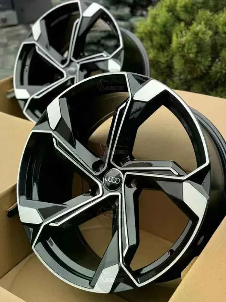 Llantas Deportivas Estilo Volkswagen de Cinco Radios Turbina – Negro y Plata