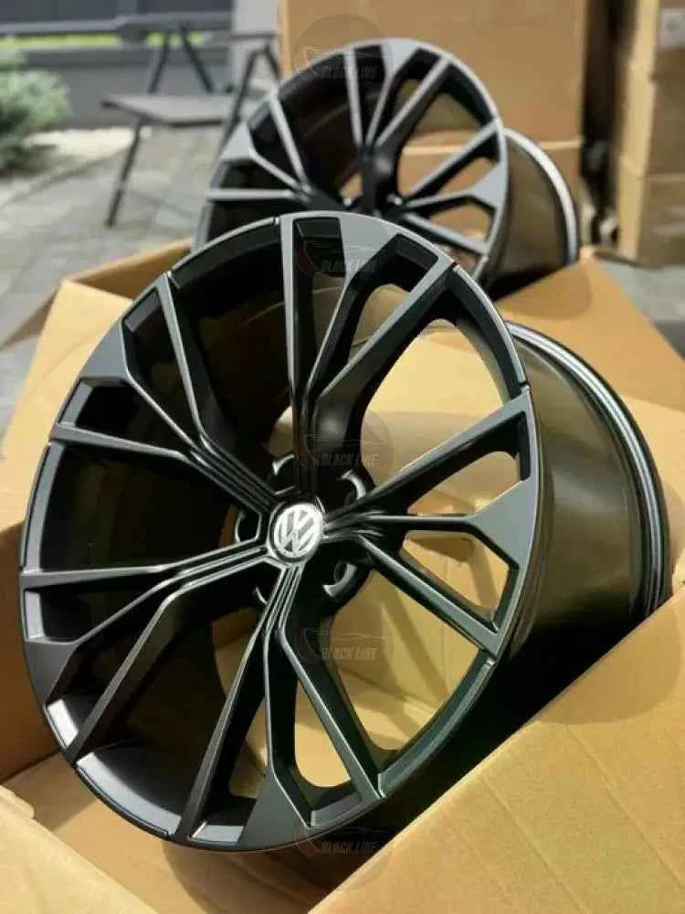 Llantas Deportivas Estilo Volkswagen Multirradio Angular – Negro y Plata