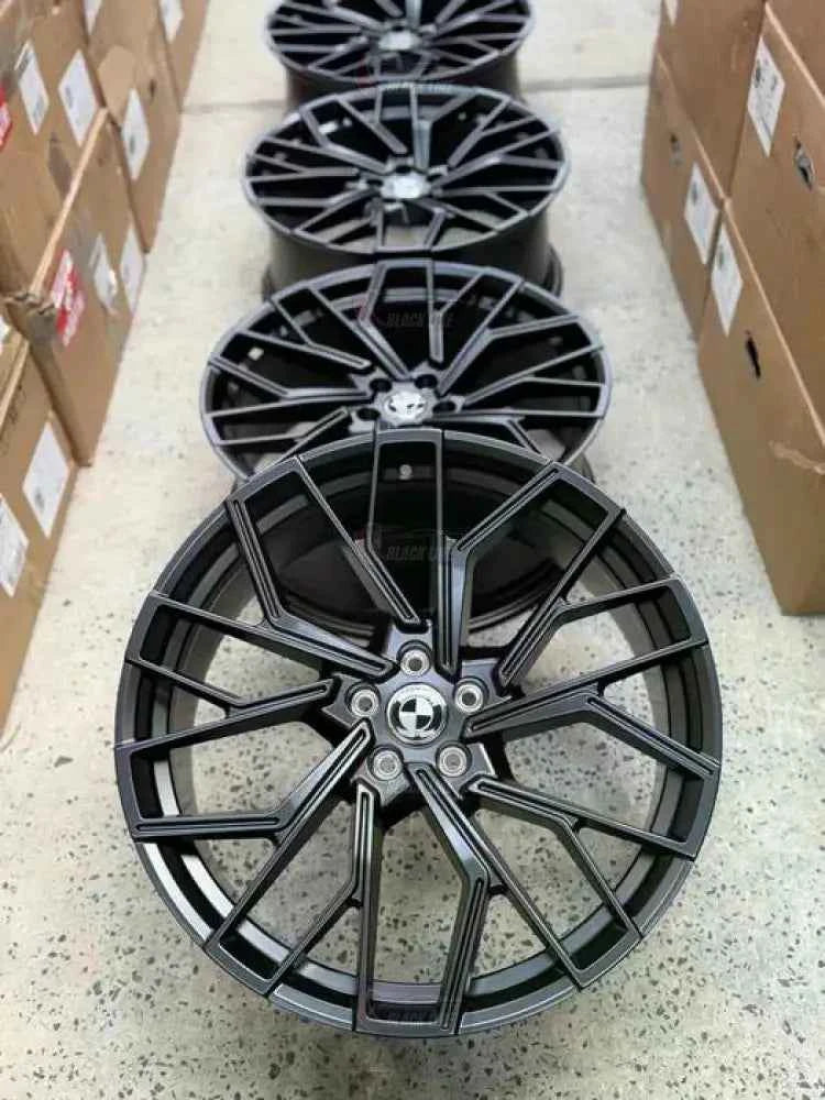 Llantas Deportivas Estilo Volkswagen Multirradio Geométrico – Gris Grafito