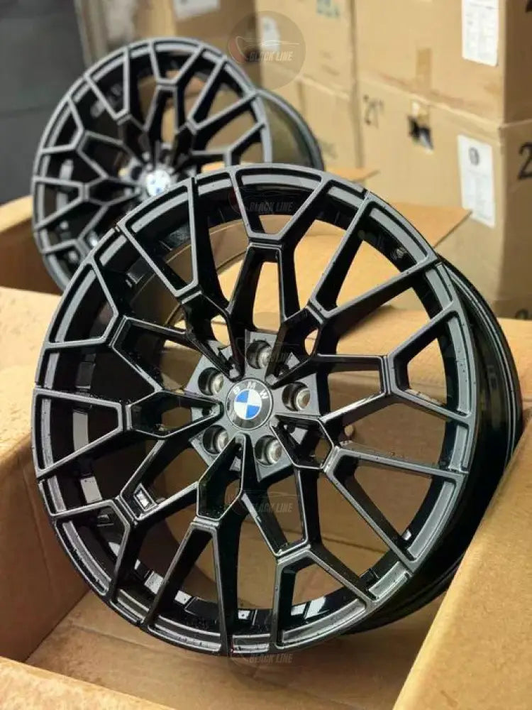 Llantas Deportivas Estilo Volkswagen Multirradio Geométrico – Negro