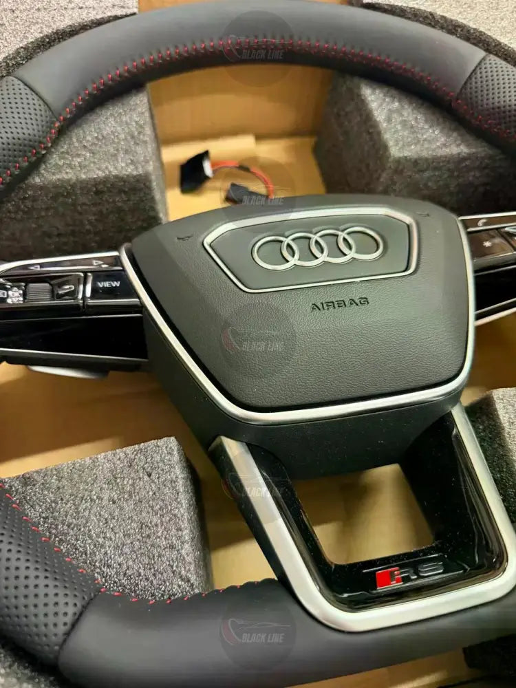 Volante Audi RS en Cuero Negro Perforado con Levas Multifunción y Detalles RS