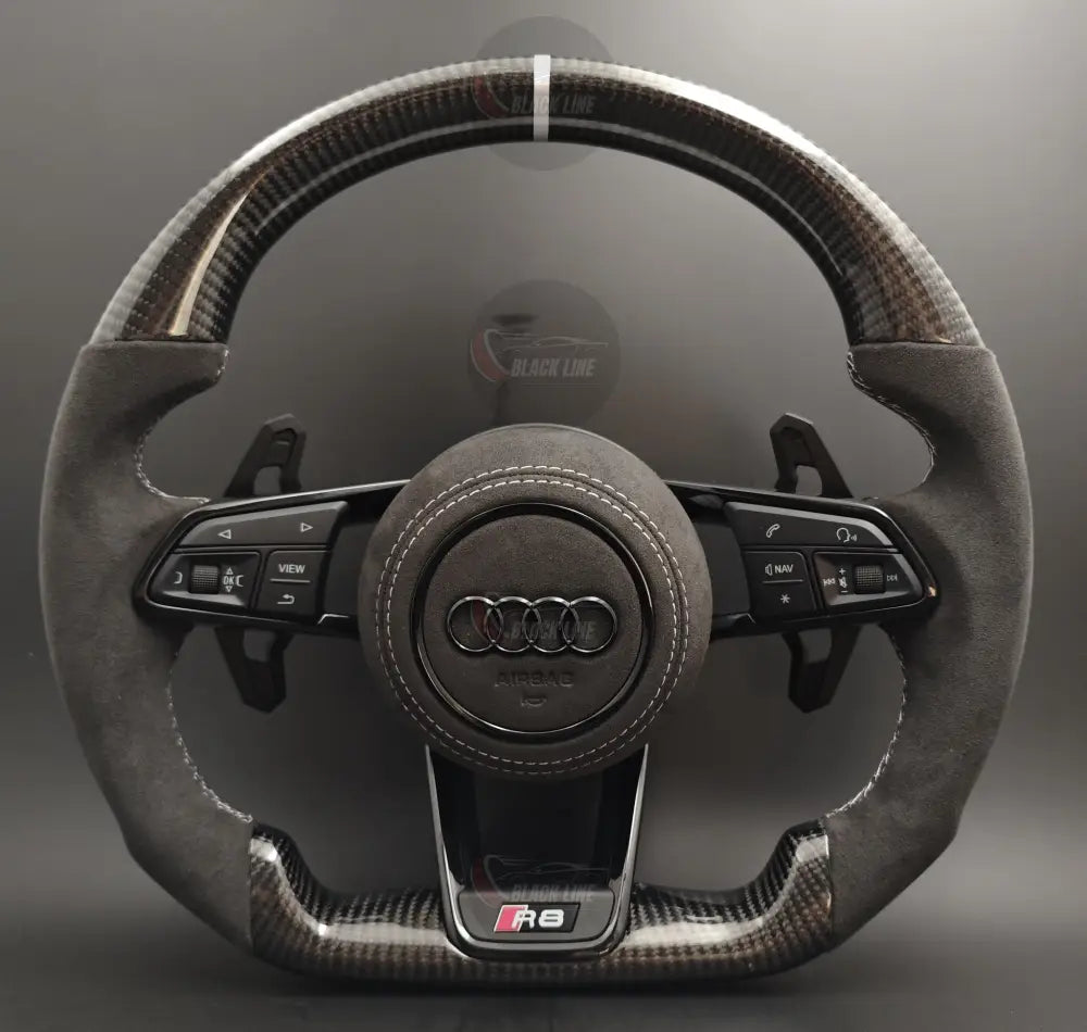 Volante Audi RS Performance en Fibra de Carbono y Alcantara con Levas Multifunción y Costuras Blancas