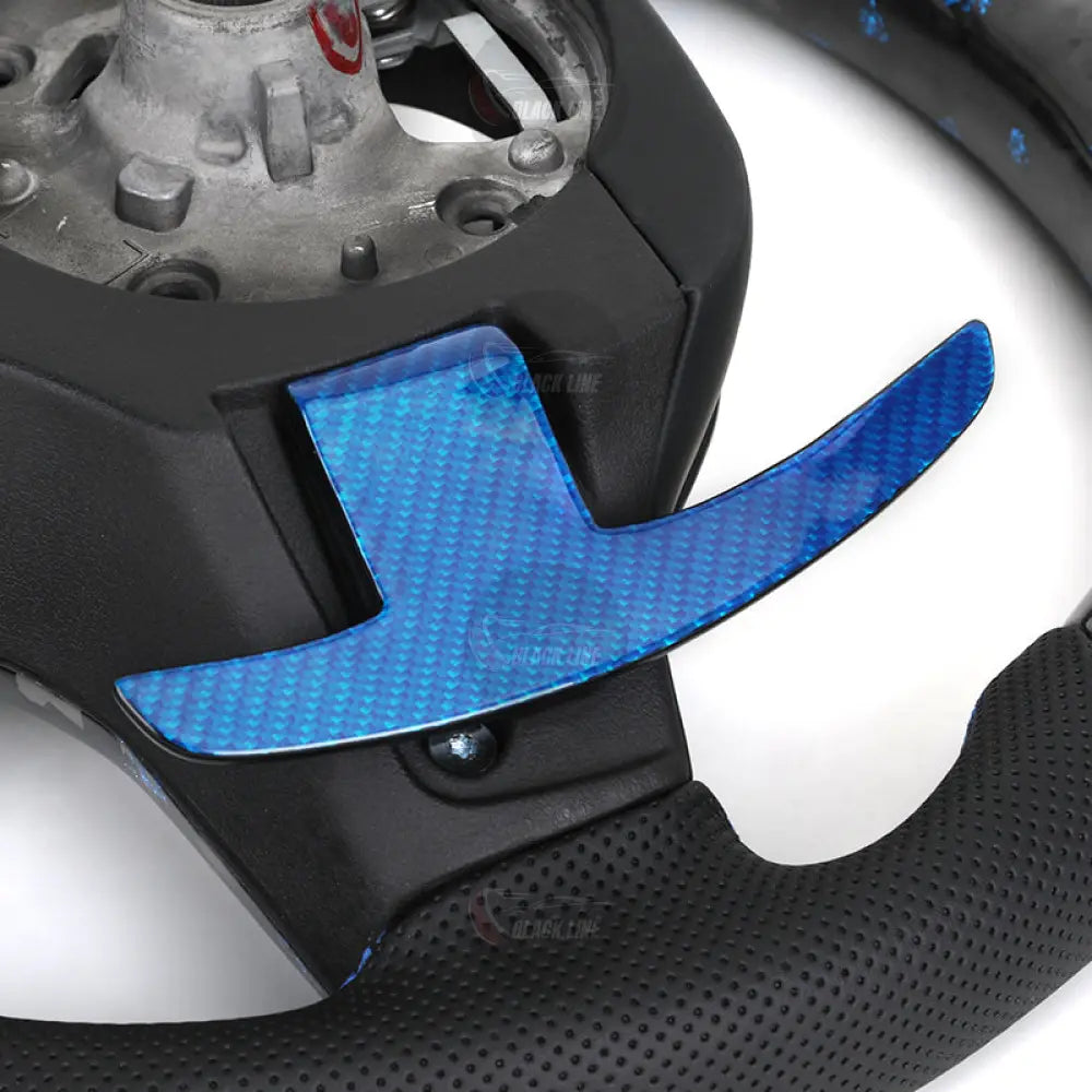 Volante BMW Deportivo en Carbono Forjado con Detalles Azules | Pantalla LED Levas de Carbono Azul Fondo Plano y Airbag