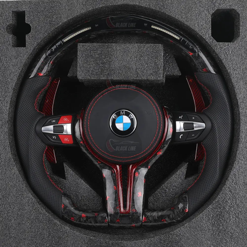 Volante BMW M de Carbono Forjado Rojo Cuero Perforado y Pantalla LED