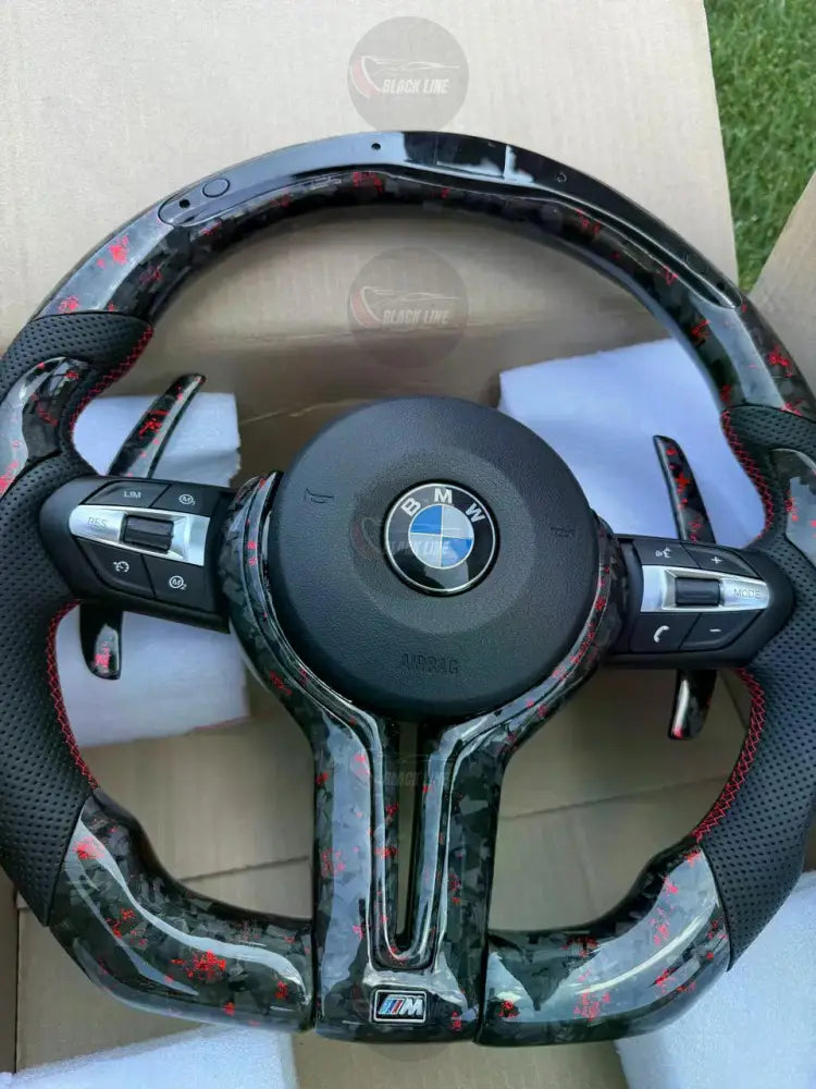 Volante BMW M Performance en Acabado Carbono Negro con Detalles Rojos Levas M1/M2 y Multifunción
