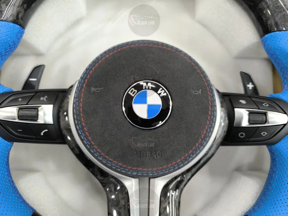 Volante BMW M Performance Deportivo en Carbono Forjado y Piel Azul | Levas de Cambio Fondo Plano Mandos Multifunción y