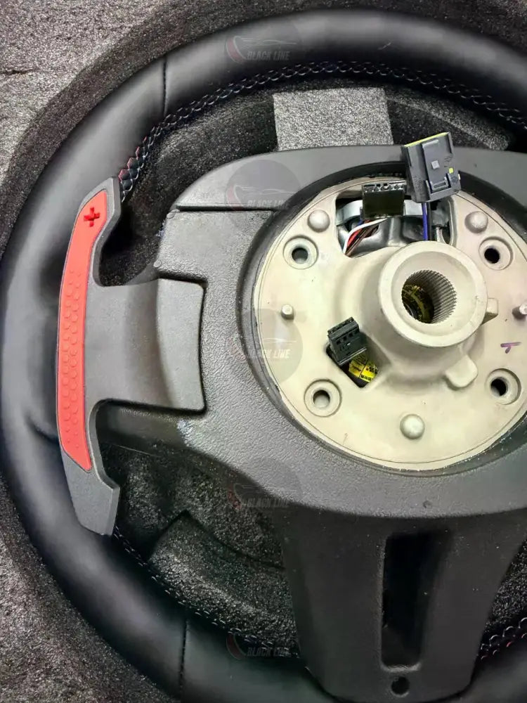 Volante BMW M Performance en Cuero Negro con Fibra de Carbono Levas y Botones M1/M2