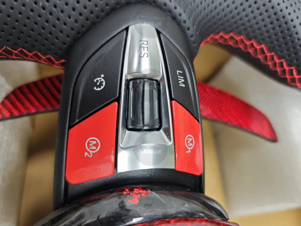 Volante BMW M Sport en Cuero Negro con Levas Multifunción y Acabado Plateado