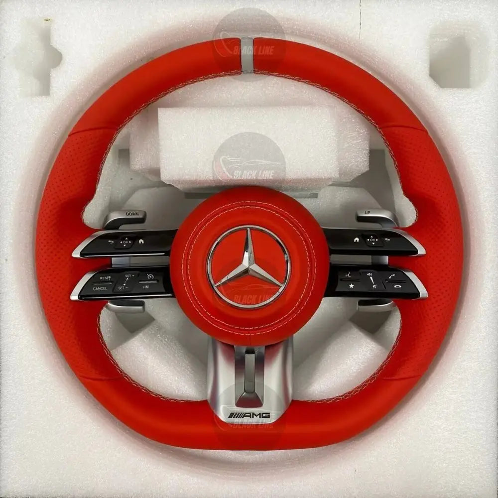 Volante Mercedes-AMG Personalizado en Cuero Rojo Perforado con Airbag Incluido