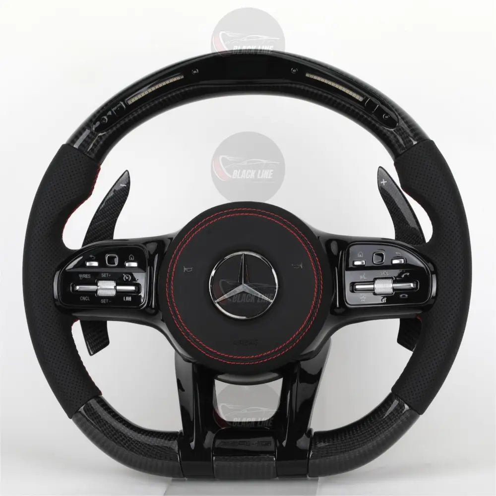 Volante Mercedes-AMG Performance en Fibra de Carbono y Cuero Perforado | Display LED Dos Levas de Carbono Multifunción