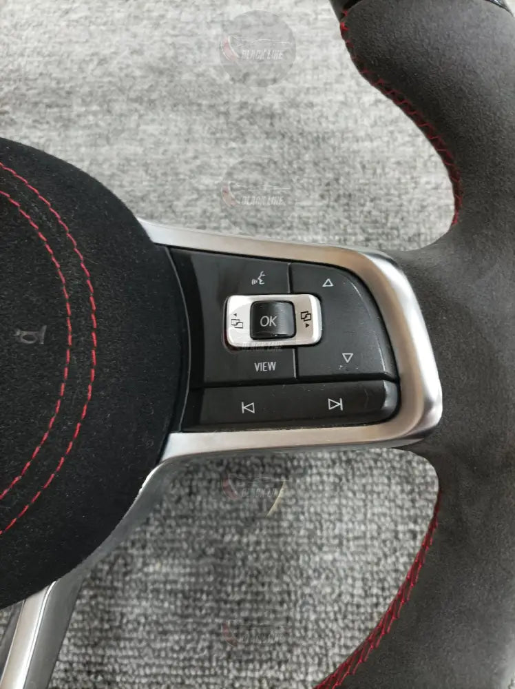 Volante Volkswagen R de Carbono y Alcántara | Doble Achatado Costuras Rojas Mandos Multifunción y Airbag