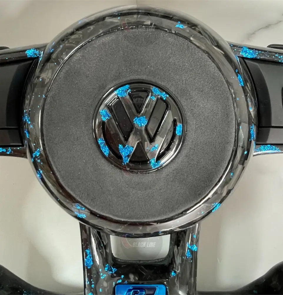 Volante Volkswagen R Deportivo en Fibra de Carbono Forjado con Detalles Azules y Cuero Perforado | Display LED Levas